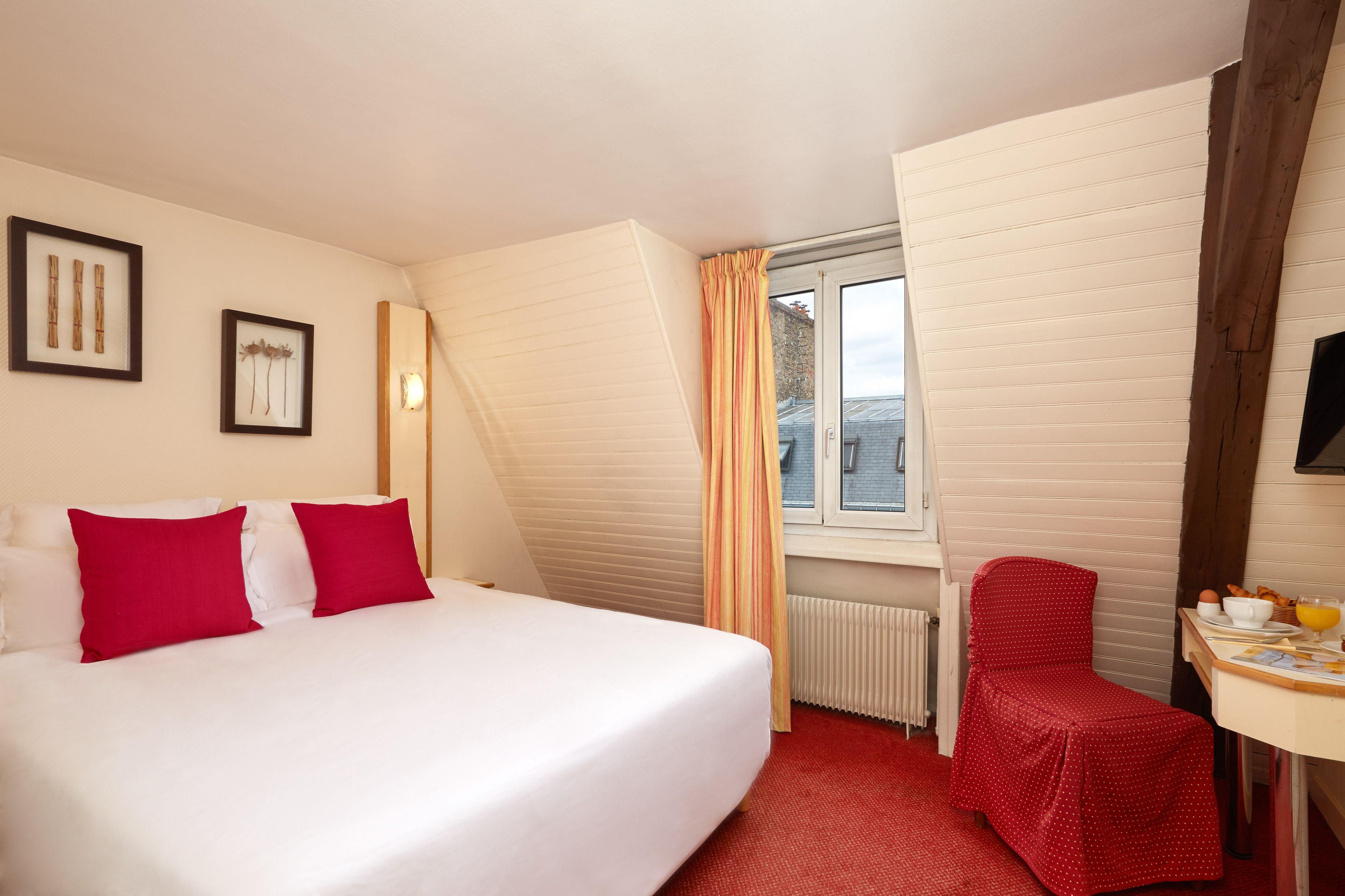 Antin St Georges 2* Parigi